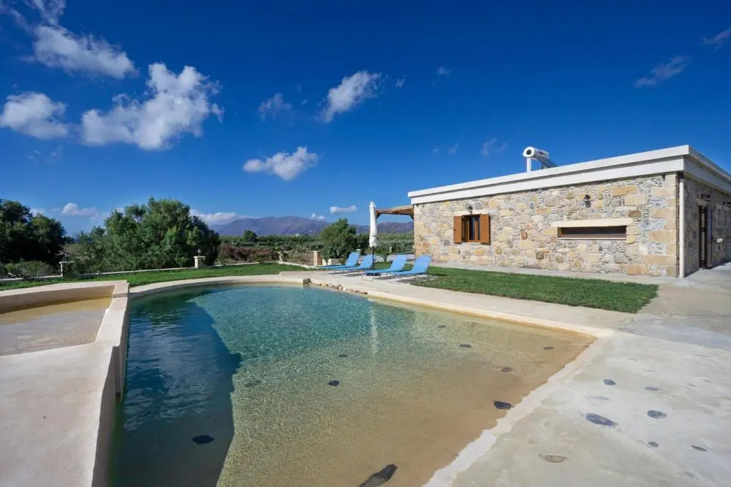 Iridanos Villa