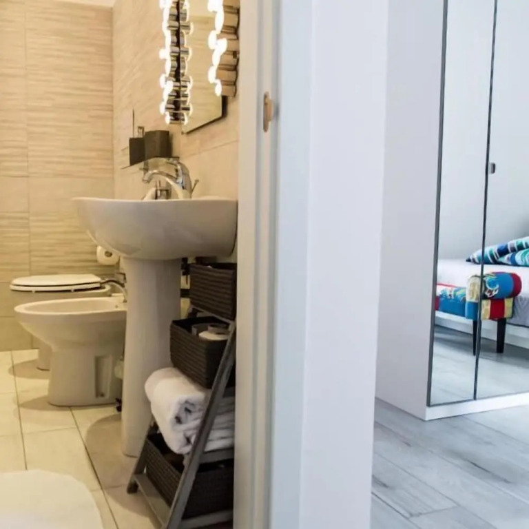 Brezza Marina Reataurant E  B&B