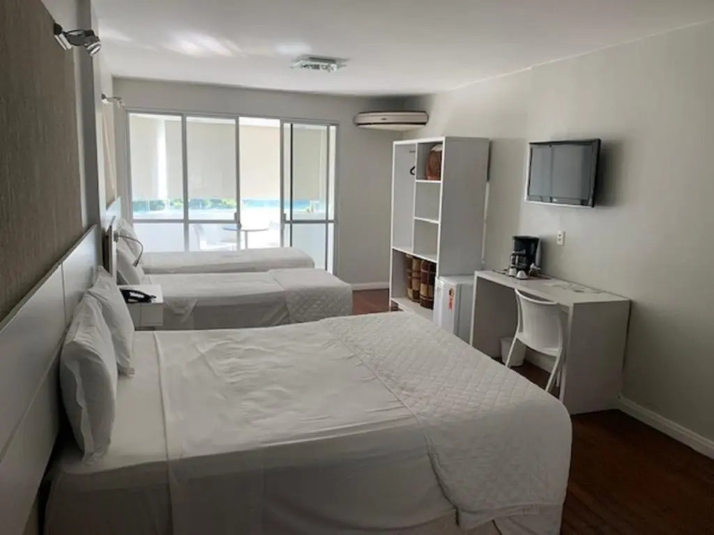 Emirates Hotel & Suites