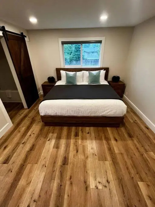 Cheerful 2 bedroom house in great location