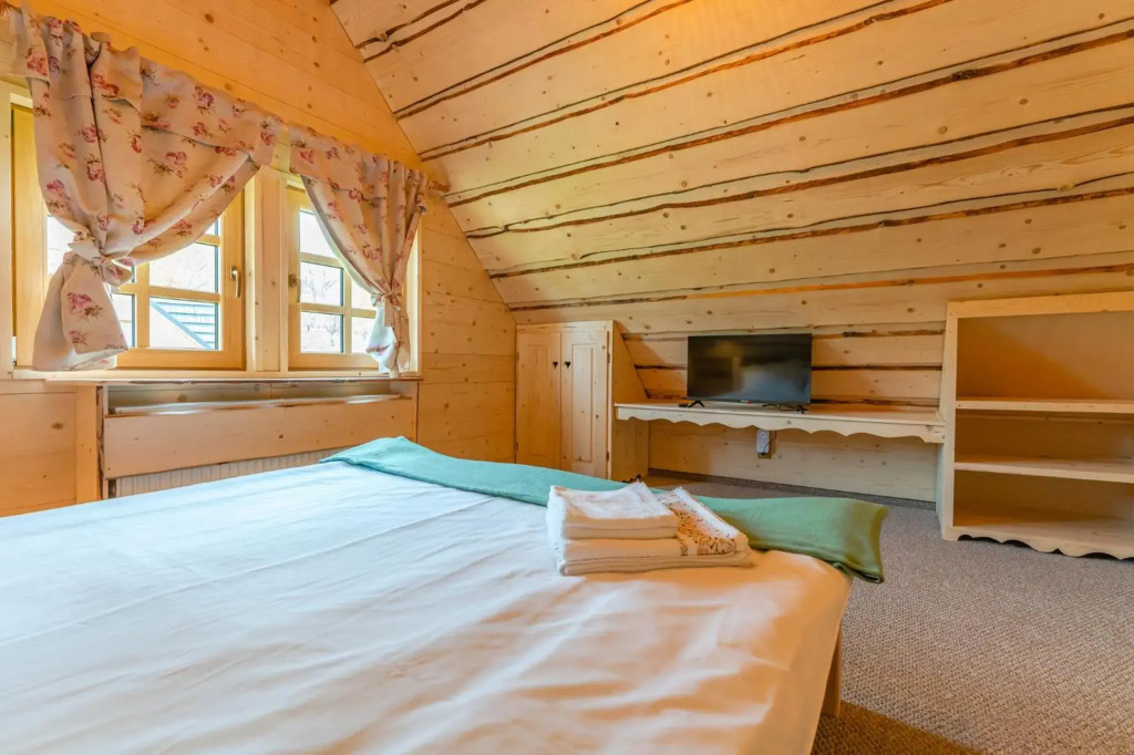Cabane de Poveste