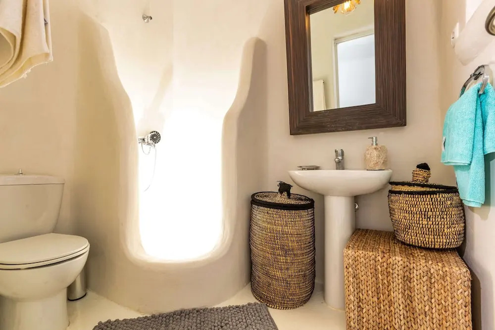 Villa "Kalli" with private pool - beachfront - Kalo Livadi