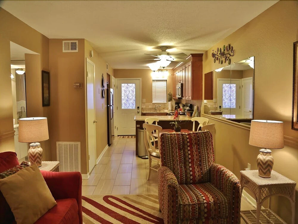 Harbor House B20 2 Bedrooms 2 Bathrooms Condo