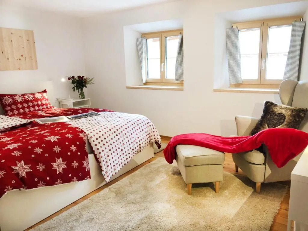 Moderne Ferienwohnung 1-6 Pers