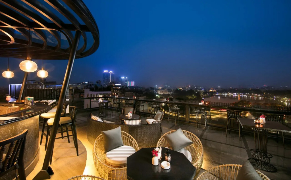Lucien Hanoi Lakeside Hotel & Rooftop