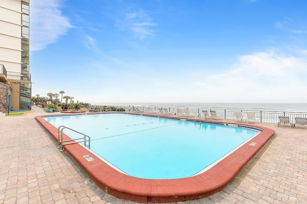 Oceanside Inn 313