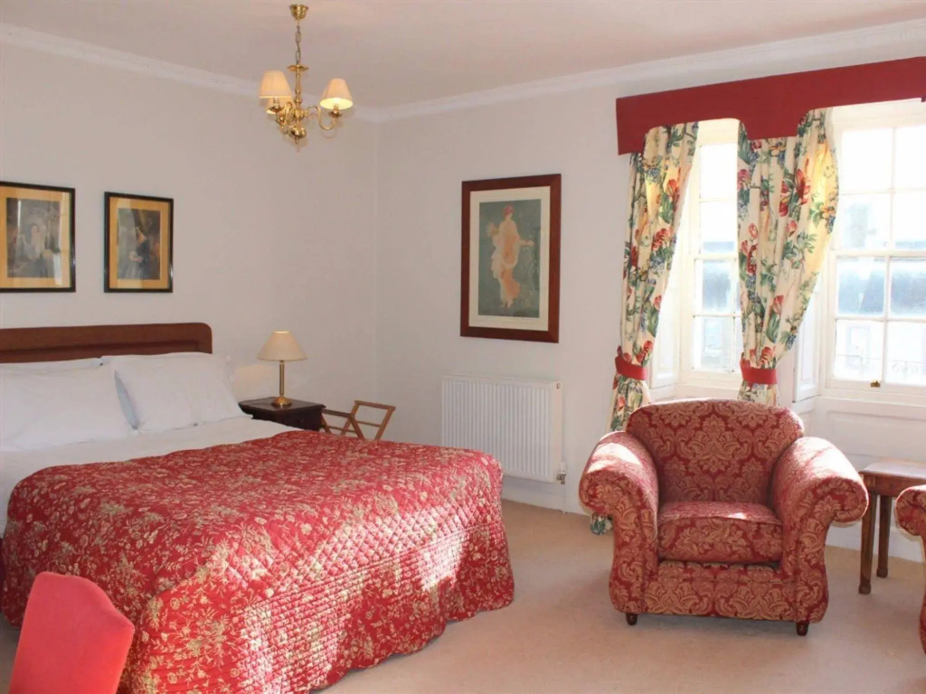 Black Bull Hotel