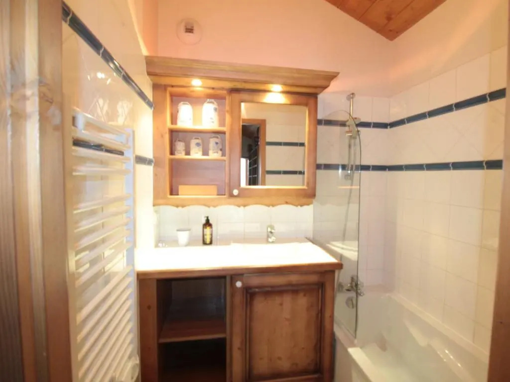 Appartement Les Carroz d'Arâches, 4 pièces, 6 personnes - FR-1-572-241