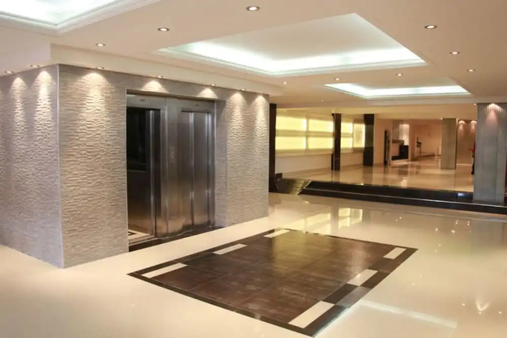 Hotel Ausonia