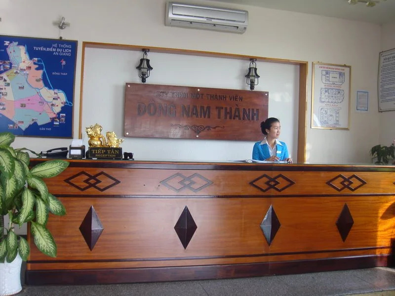 Dong Nam Hotel