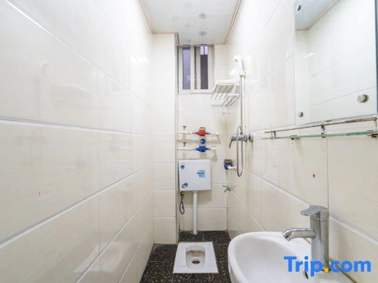 Yikang Hotel (Guilin University of Electronic Technology Jinjiling Campus)