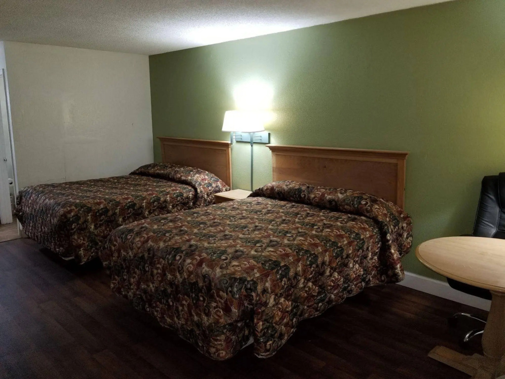Econo Inn
