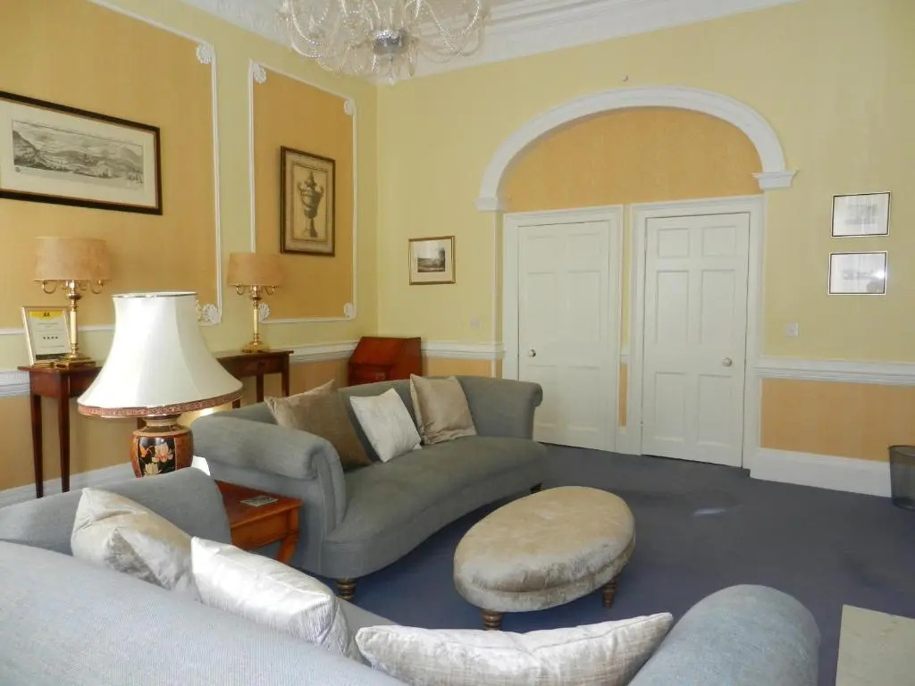 Circus House Apartment
