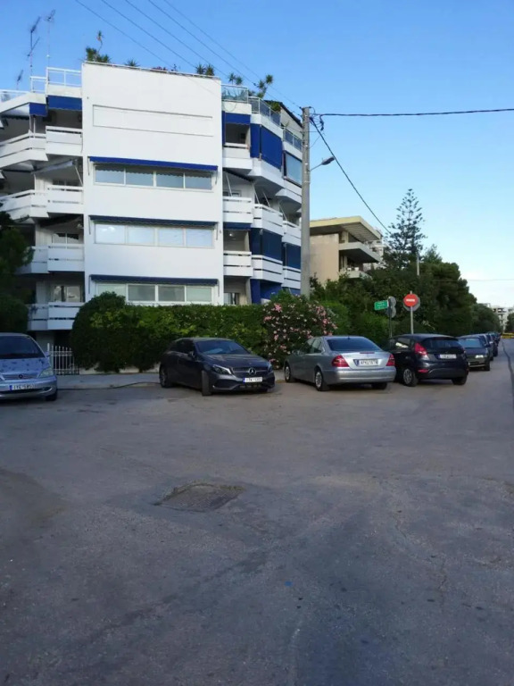 Beach Front Garden Studio in Voula No 2