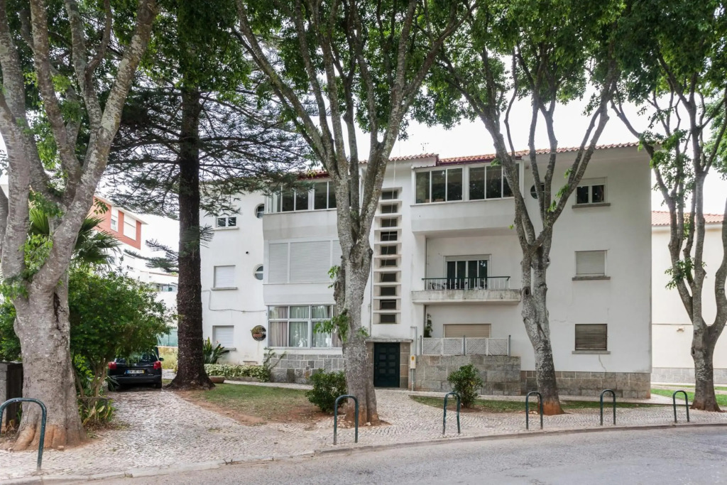 FLH Cascais Apartment with Terrace