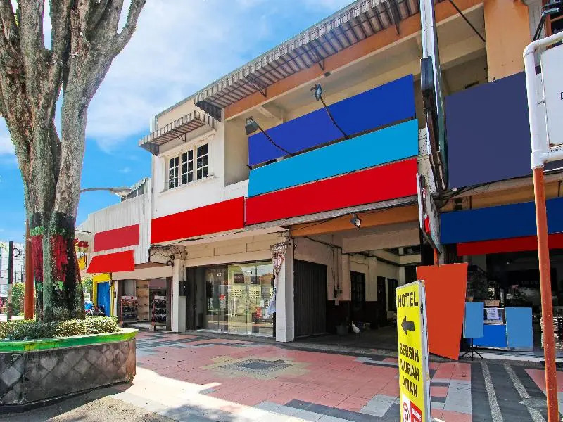 Oyo 91354 Hotel Mutiara