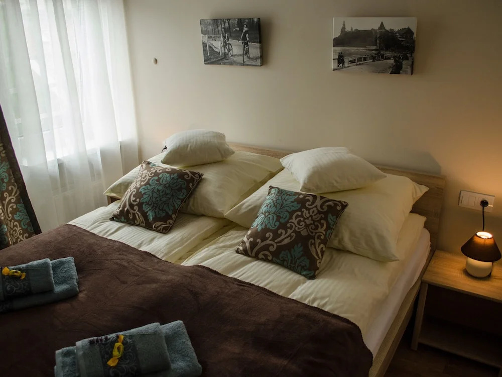 Royal Route 29 Comfort Rooms