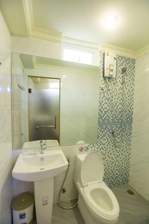Precious House Guesthouse