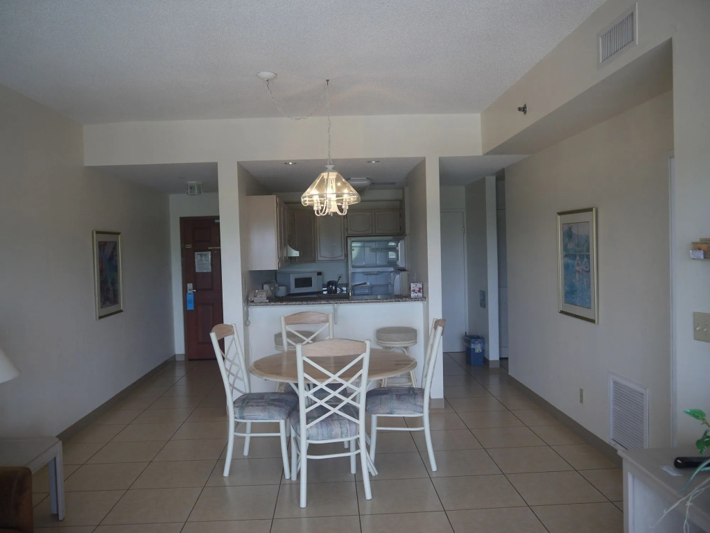 Aquarius Beach Tower