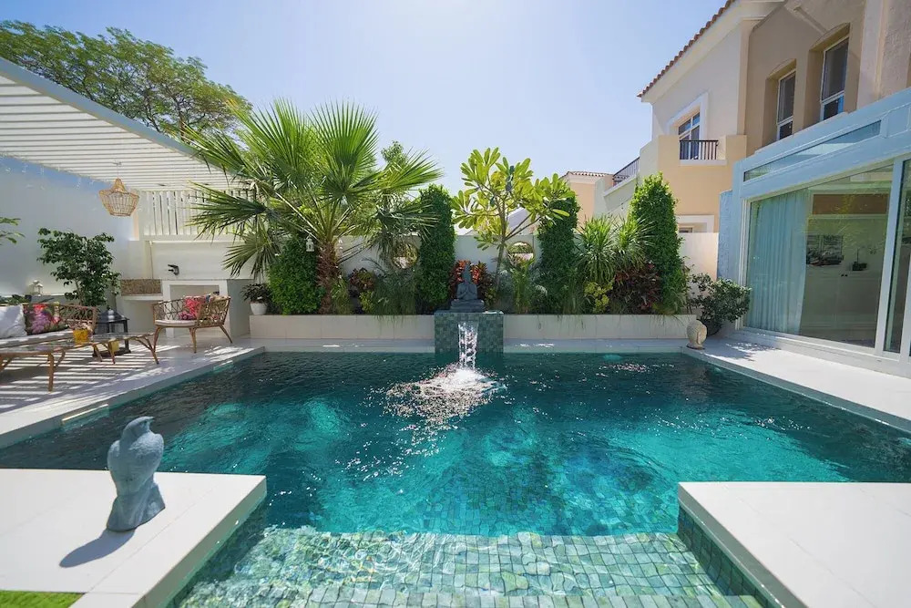 Luxury Escapes - Luxury Short-Term Stay 2BHK plus Maids room Villa