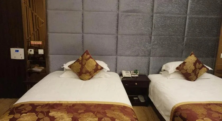 Tibet Baiyi Hotel