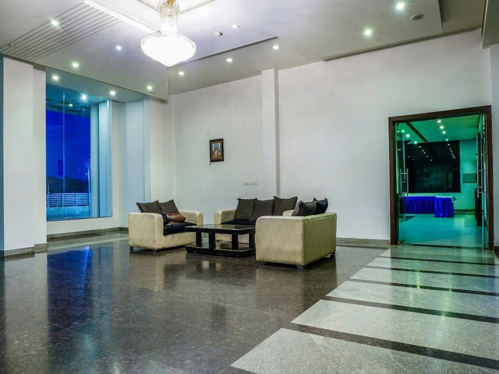OYO 2611 Madhu Resorts