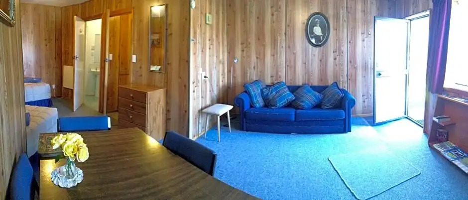 Owaka Lodge Motel