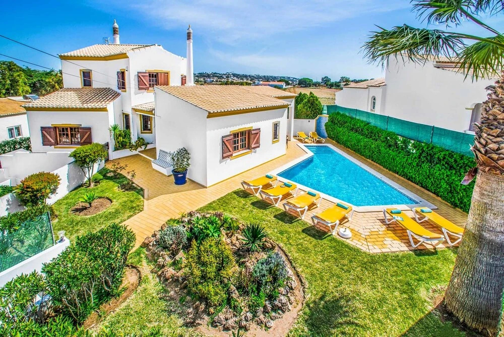 Villa Monte Galego
