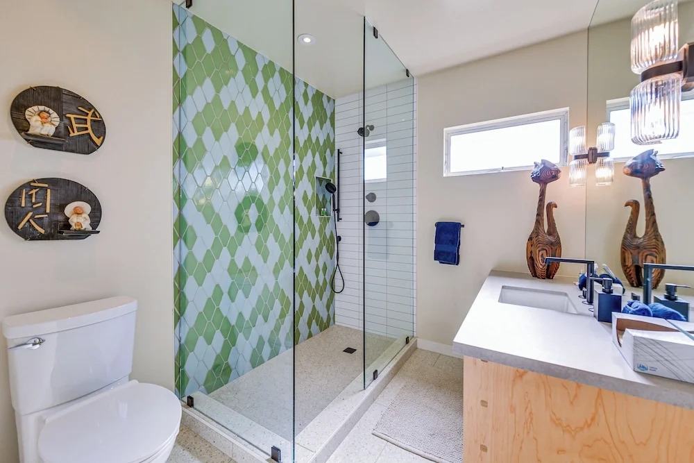 2 Mi to Downtown: Luxe Palm Springs Home!