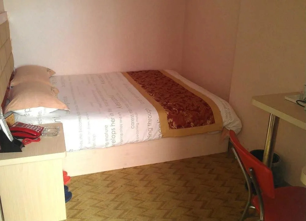Quandu 128 Business Hostel(咸宁泉都128宾馆)