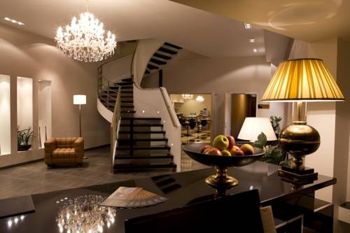 ROSS Hotel nähe Messe Stuttgart