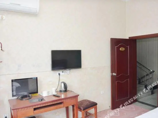 Yizhan Business Hotel
