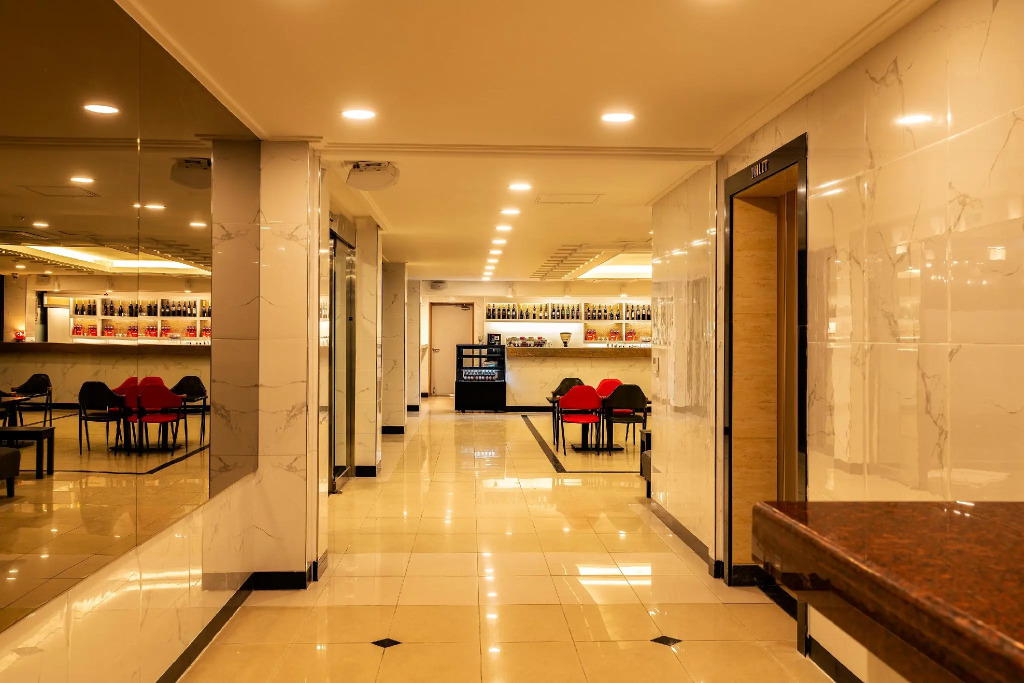 Cocoon Hotel