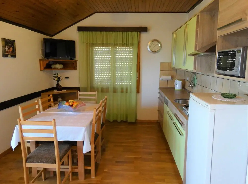 Sweet and Simple Sea View Crikvenica Apartments