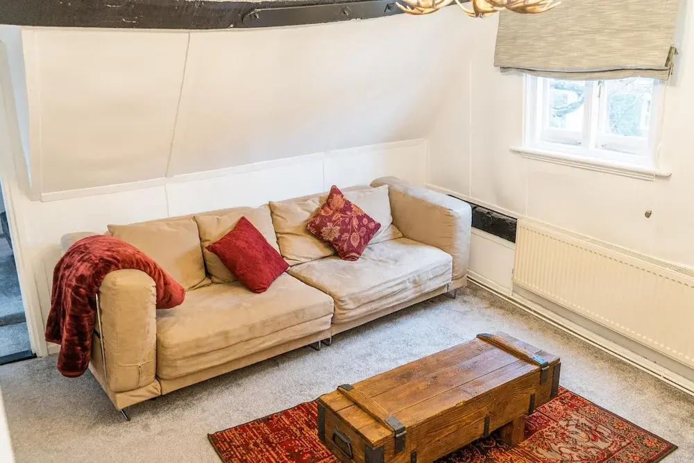 Crooked Loft - Super Central Stunning Views Sleeps 4