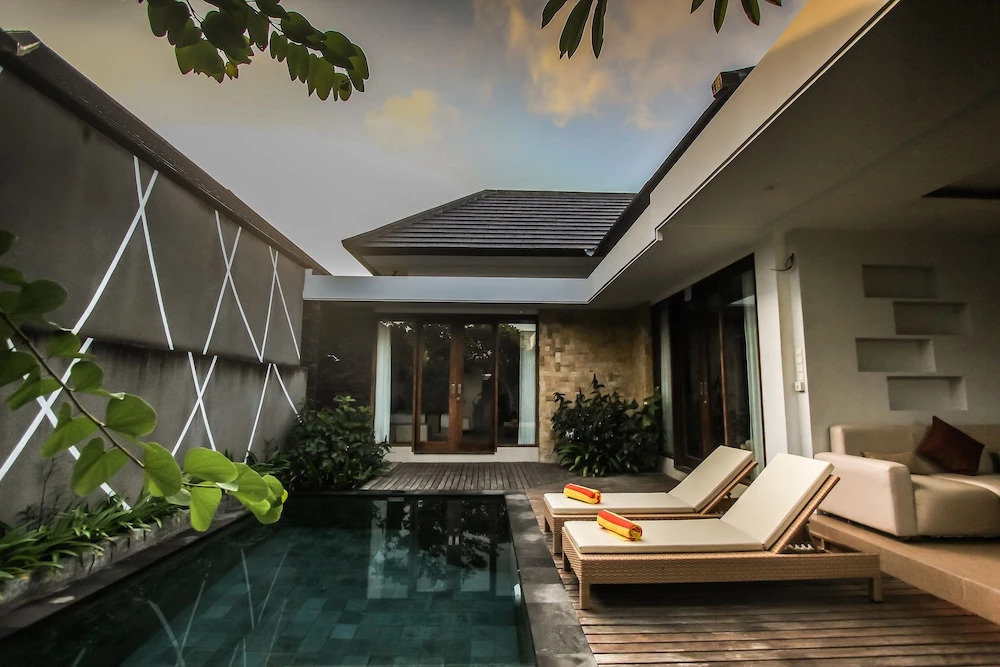 Giri Ungasan Villa