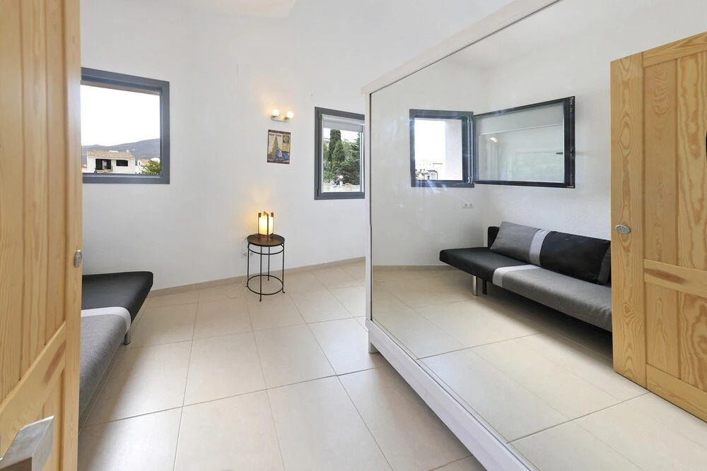 Apartment With one Bedroom in Cadaqués, With Furnished Terrace and Wifi