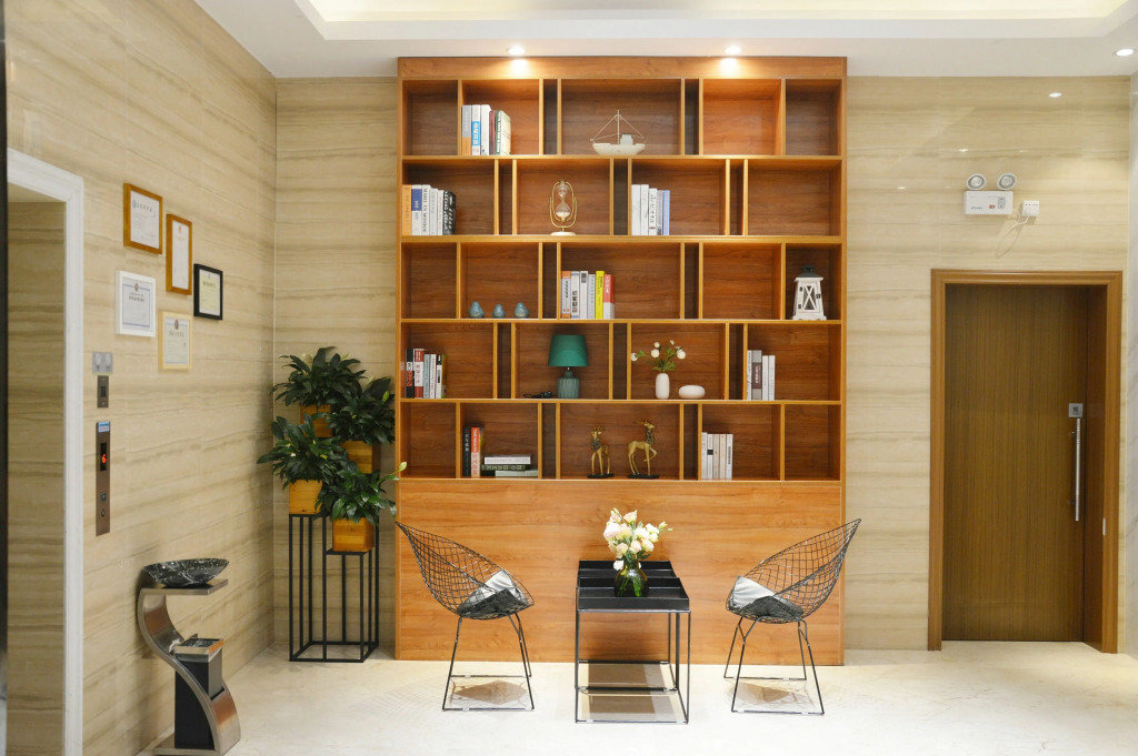 Qianyi Yicheng Hotel (Yulin Shizi Street Yuntian Palace)