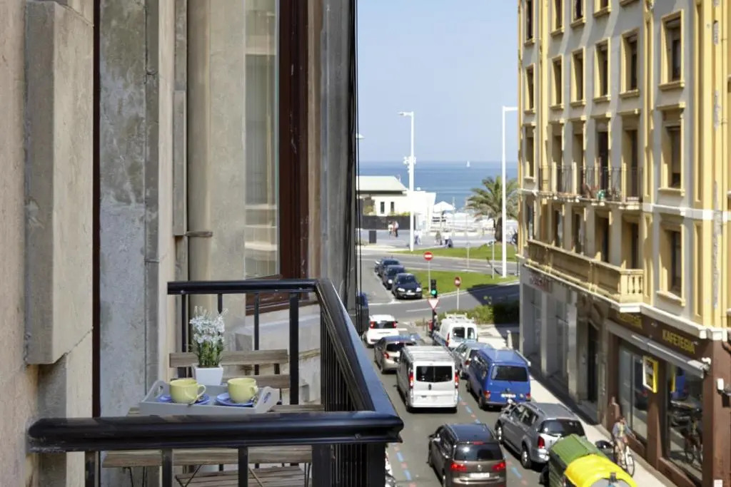Zurriola Zinema by FeelFree Rentals