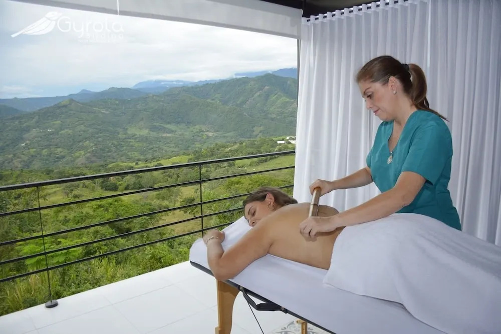 Gyrola Hotel Boutique & Spa By Victoria