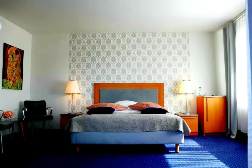 Hotel Dvůr