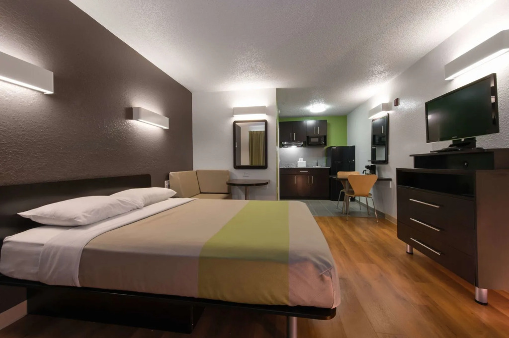 Studio 6 Extended Stay - Coral Springs, FL - Fort  Lauderdale