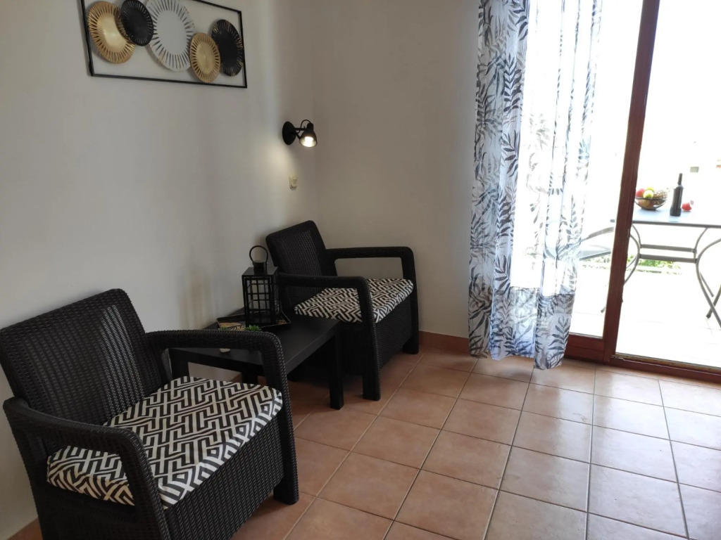 Nives - Great Location - A6