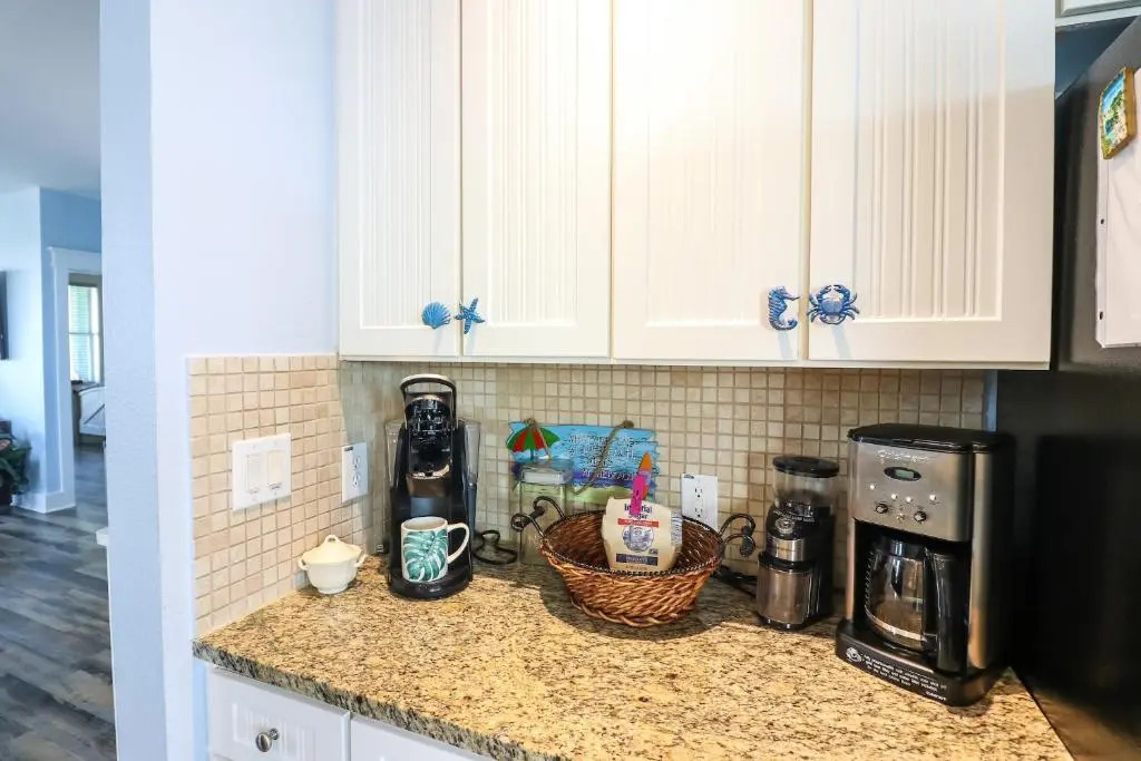 Stunning Sunsets Steps from Pool Lazy River Ocean Bay Views
