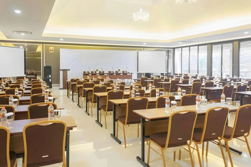 Balcony Hotel Sukabumi