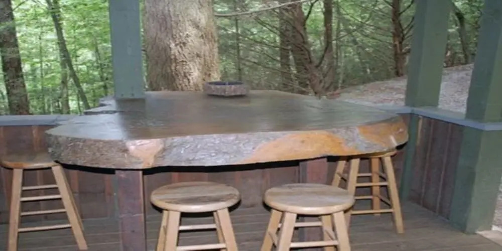 The Log Cabin