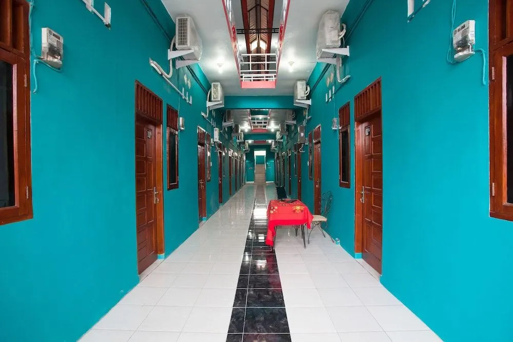 OYO 1978 Pondok Indah Residence
