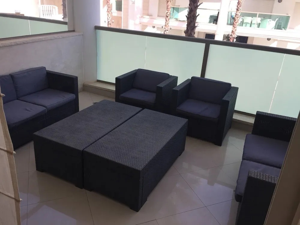 La Palmora Suites