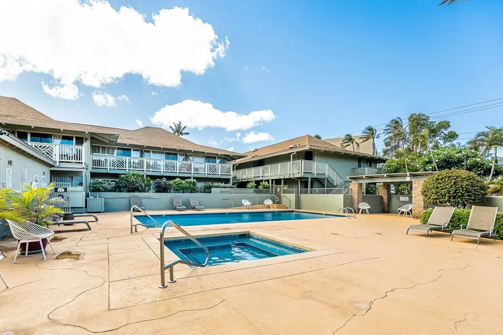 Kihei Bay Surf A209