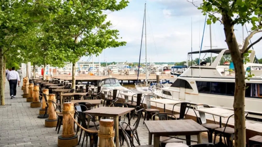 Global Luxury Suites at The Wharf